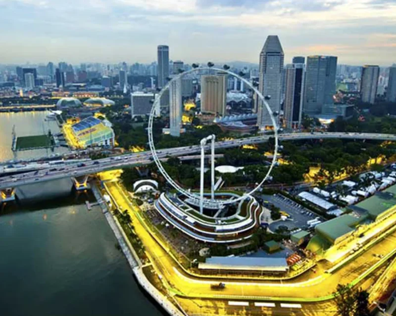 urban transformation for tourists (2)